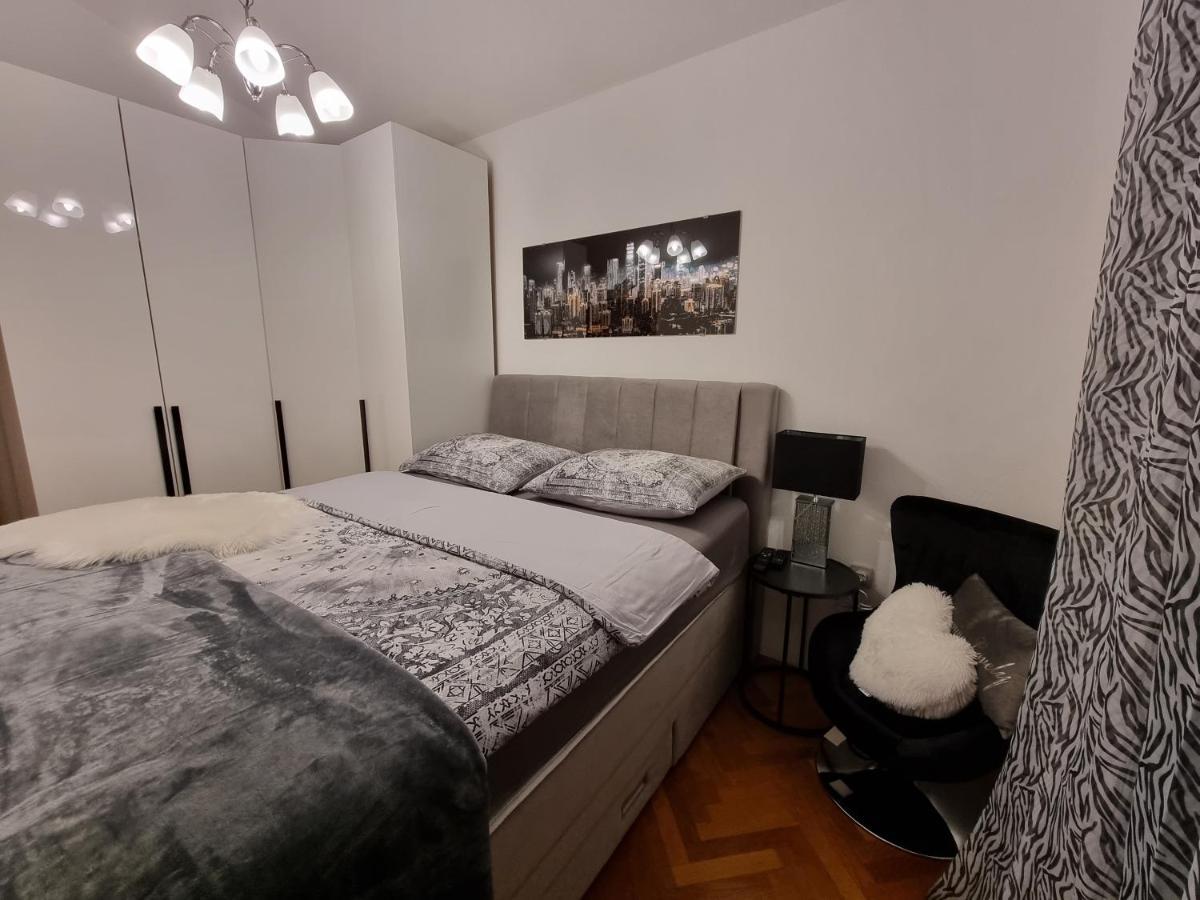 Apartments Villa Sunce Дуги Рат Екстериор снимка