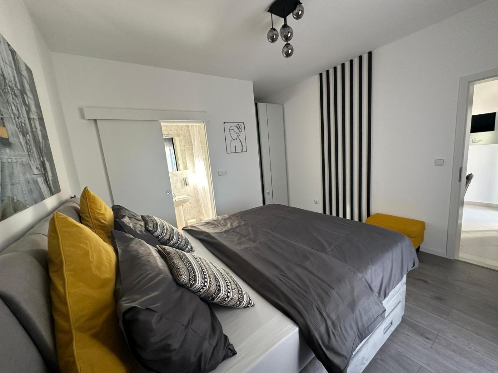 Apartments Villa Sunce Дуги Рат Екстериор снимка